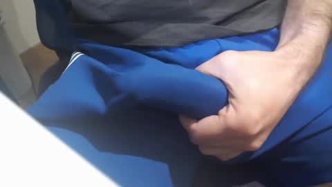 icky_thumps online show from December 2024 05:49:02 AM