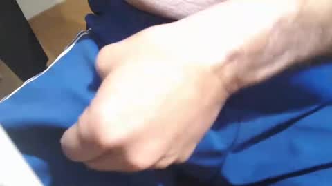 icky_thumps online show from February 2025 06:12:01 AM