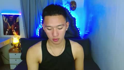 Mateo online show from December 2025 03:00:02 AM