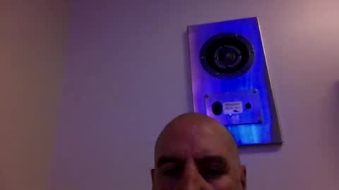 icumming online show from September 2025 05:01:02 PM