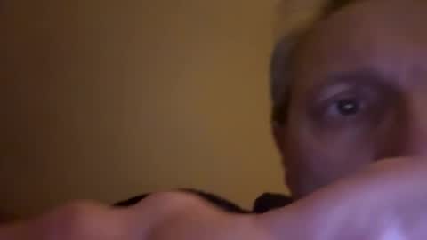 Snapshot of icums4u chatting on November 2025 10:47:01 PM icums4u online show from November 2025 10:47:01 PM