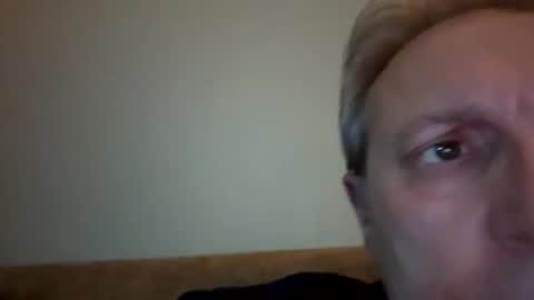 Snapshot of icums4u chatting on November 2025 10:53:02 PM icums4u online show from November 2025 10:53:02 PM