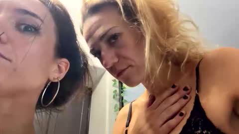 Snapshot of icyspice chatting on November 2025 03:33:02 PM icyspice online show from November 2025 03:33:02 PM