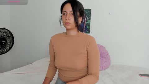 Idara Zanin online show from January 2025 09:51:01 PM