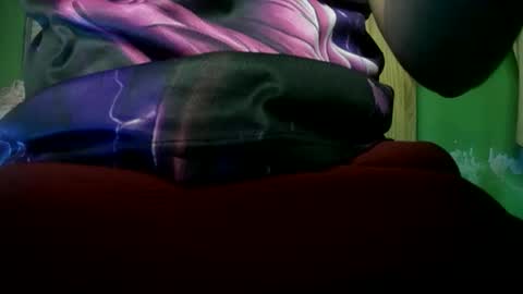 Nicolas online show from April 2026 01:14:01 AM