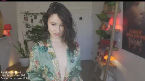 Belle online show from April 2026 10:05:02 AM