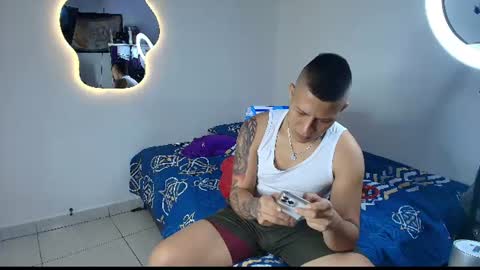 ihan_hot online show from June 2026 04:01:02 AM