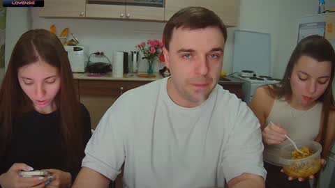 Julia and Mira online show from February 2025 02:45:02 PM