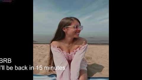 Julia and Mira online show from September 2025 06:18:01 PM