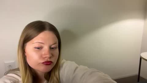 cassie online show from November 2025 02:33:01 AM