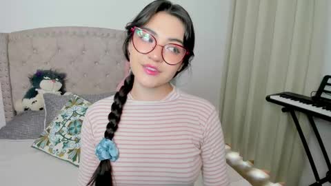 Maria online show from September 2025 07:47:01 PM