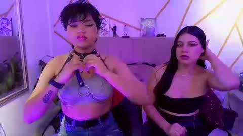 ilayra_smith online show from September 2025 09:47:02 PM