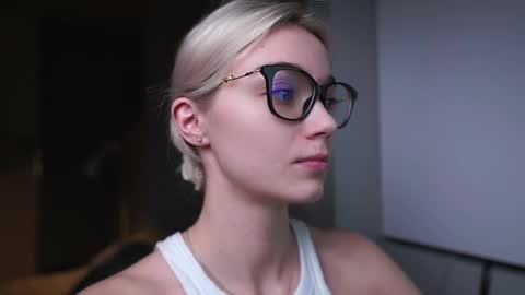 ileanacampbel online show from January 2025 05:43:02 AM