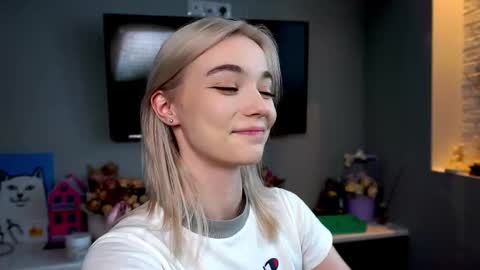 ileanacampbel online show from February 2025 07:47:02 AM