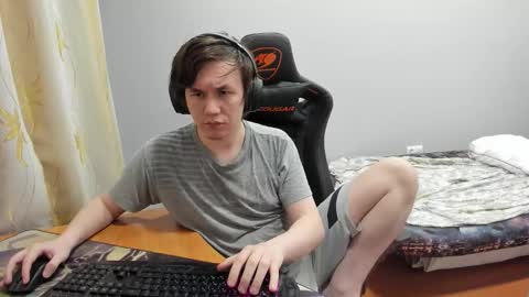 iliaskris online show from September 2025 04:20:02 PM