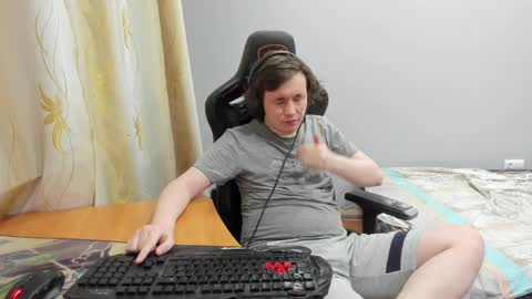 iliaskris online show from March 2026 08:30:01 PM