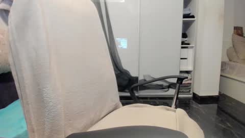 Snapshot of ilikefacial chatting on November 2025 06:10:02 PM Bamby online show from November 2025 06:10:02 PM