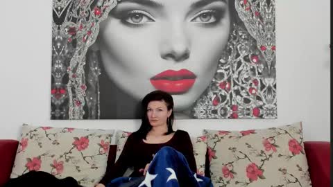 Snapshot of illegalbeauty87 chatting on February 2026 03:26:01 AM Ingrid or more easier...Miss GoDDess Mistress online show from February 2026 03:26:01 AM