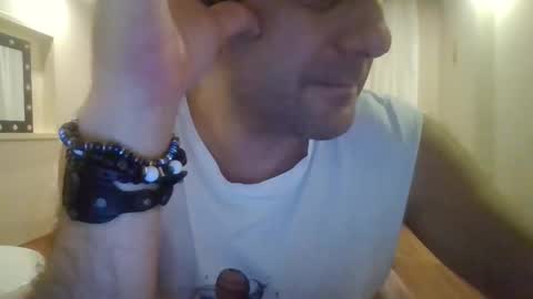 Illegality online show from October 2025 10:53:02 PM