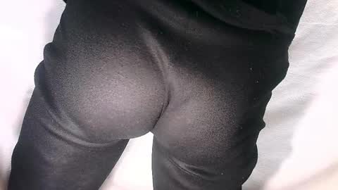 illubricat online show from November 2025 10:56:01 PM