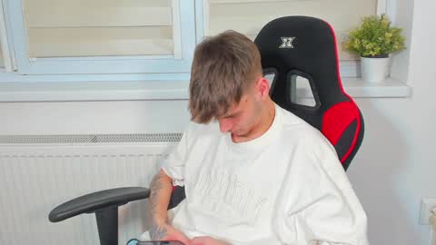 D-Illusion online show from December 2024 07:26:02 PM