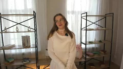 Ilona online show from June 2026 07:03:02 AM