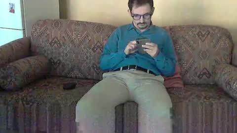 ilovecuteguy79 online show from May 2026 04:43:01 AM