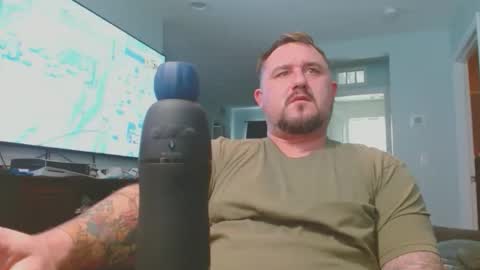 Letsgogetit online show from December 2025 04:04:01 PM