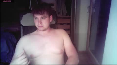 iloveyoutoo2000 online show from September 2025 07:58:02 PM