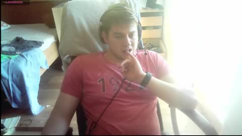 iloveyoutoo2000 online show from October 2025 03:02:02 PM