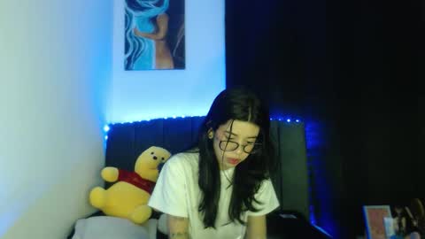 Ily Bea online show from March 2026 12:37:02 AM