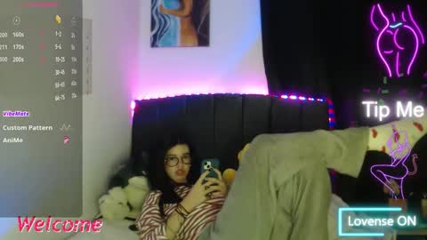 Ily Bea online show from April 2026 01:25:02 AM