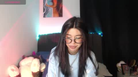 Snapshot of ily_bea chatting on June 2026 01:22:01 AM Ily Bea online show from June 2026 01:22:01 AM