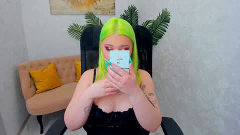 Roxy online show from January 2025 08:26:02 PM