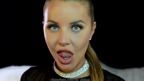 Aleksa online show from December 2024 12:27:01 PM