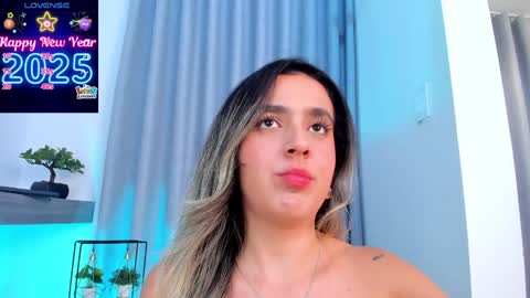  LUCY online show from January 2025 10:04:01 PM