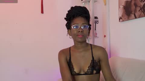 Ariana online show from November 2025 12:17:01 PM