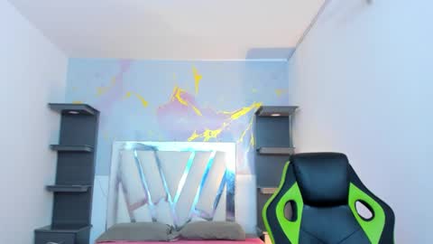 im_brittany_333 online show from January 2026 08:45:02 PM