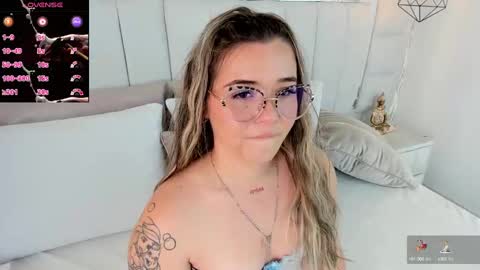 DAHLIA online show from January 2025 10:57:02 PM