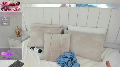 DAHLIA online show from February 2025 02:23:02 AM