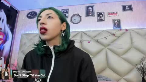  Im Gaia online show from October 2025 01:51:02 PM