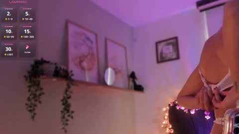 Snapshot of im_isabellaa chatting on June 2026 09:04:01 PM Isa online show from June 2026 09:04:01 PM