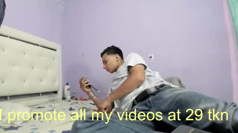 Sabrina  Jeremy online show from December 2025 06:37:02 PM