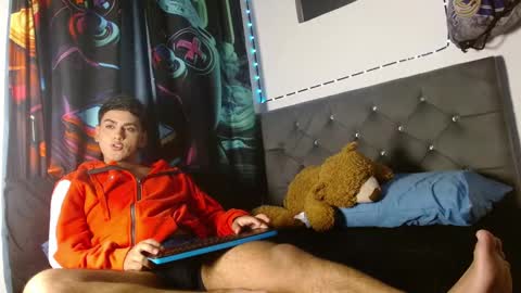 im_juanda online show from November 2025 08:52:01 PM