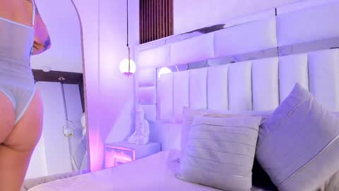 Kazumi online show from September 2025 12:15:02 PM