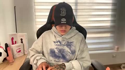 Laia online show from January 2025 09:39:01 PM