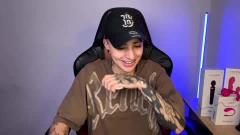 Laia online show from January 2025 12:29:01 AM