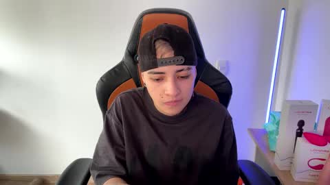 Laia online show from February 2025 01:40:01 PM