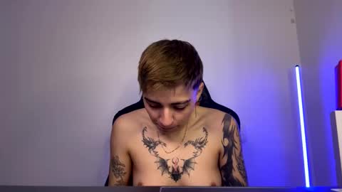 Laia online show from February 2025 11:22:01 PM