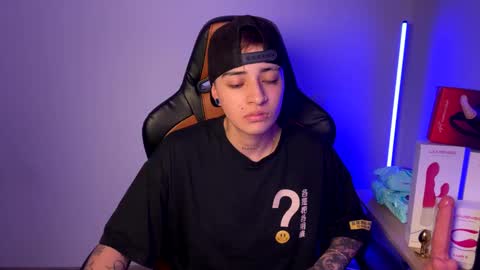 Laia online show from March 2025 05:11:01 AM